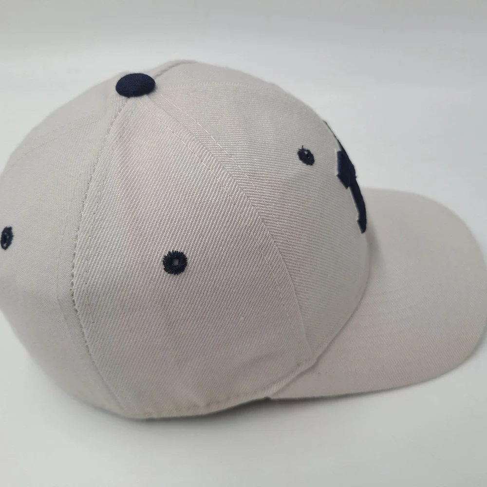 Michigan Wolverines Hat Fitted 6 3/4 Zephyr Gray Blue NCAA University Wool Blend